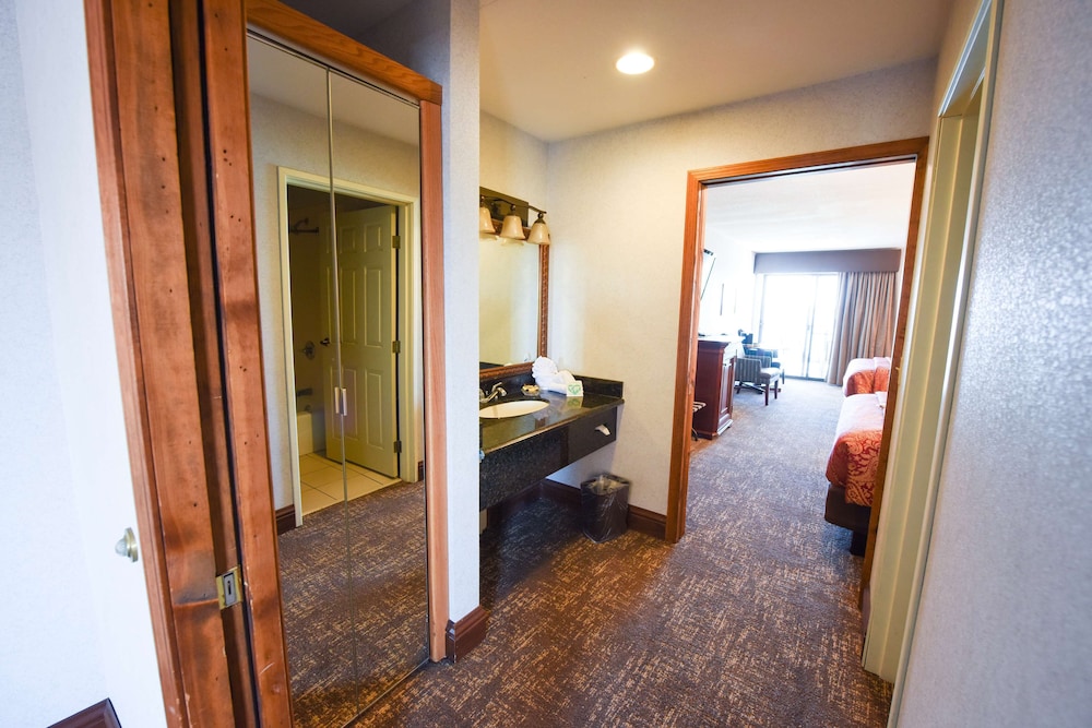 Suite, Multiple Beds, Non Smoking, Courtyard Area (with Sofabed) - Photo 15