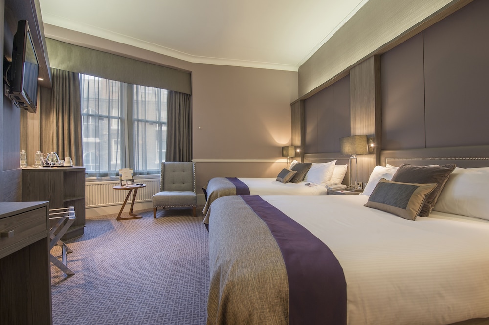 Premium Room, 2 Queen Beds - Photo 5