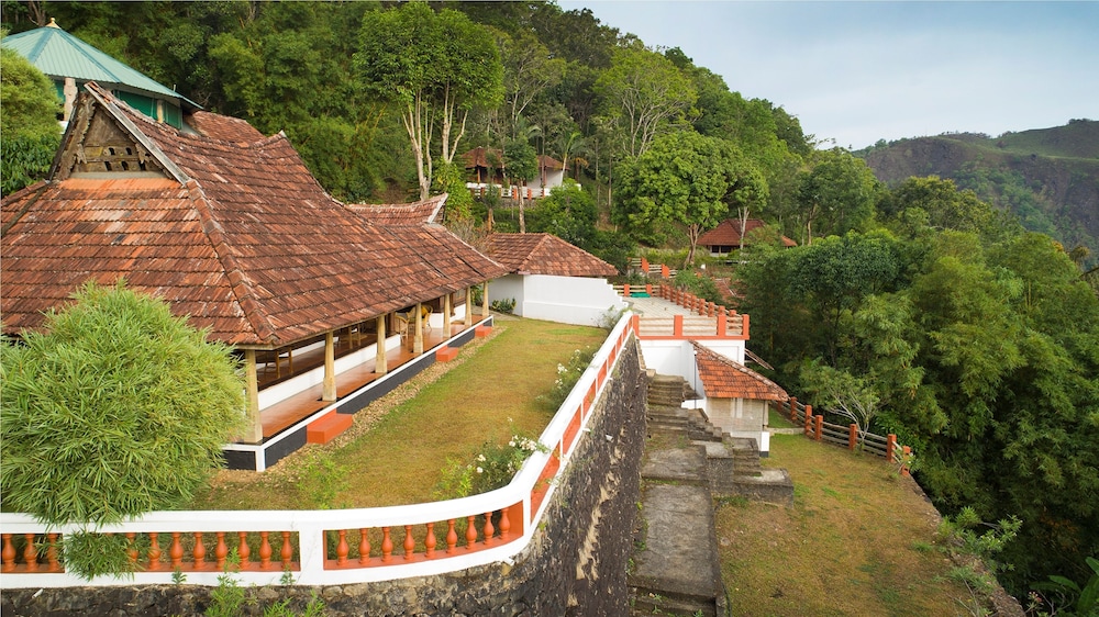 Luxury Cottage, Non Smoking, Mountain View photo 2