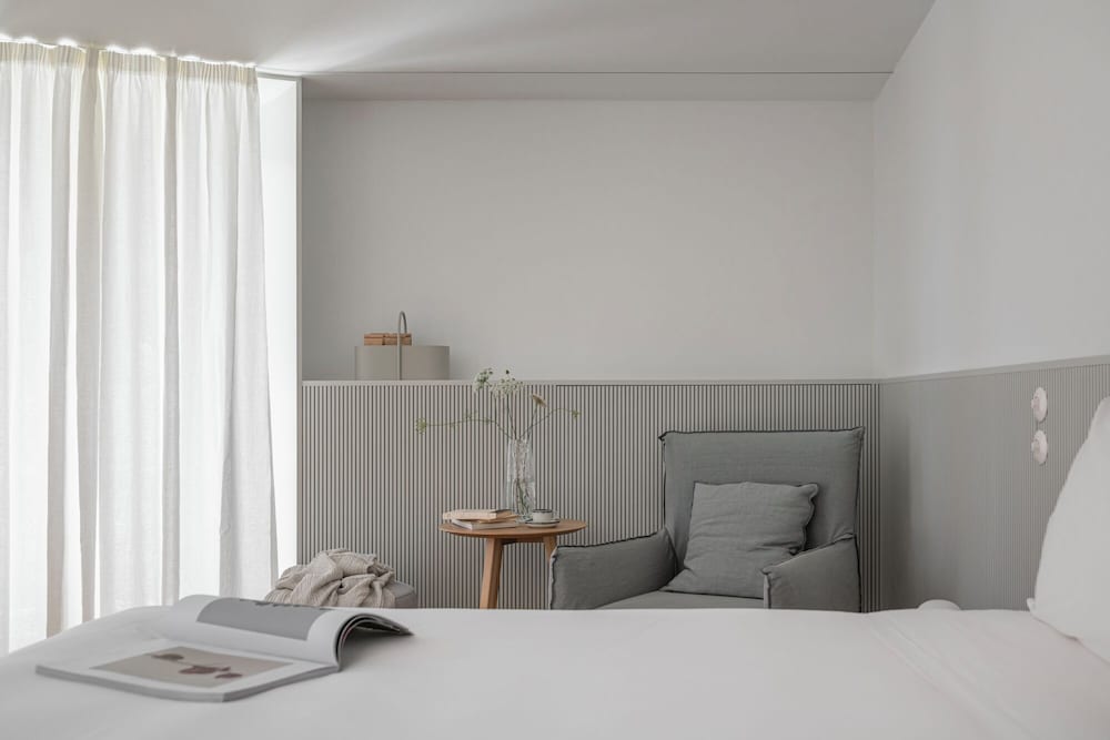 Premium Double Room with River View photo 2
