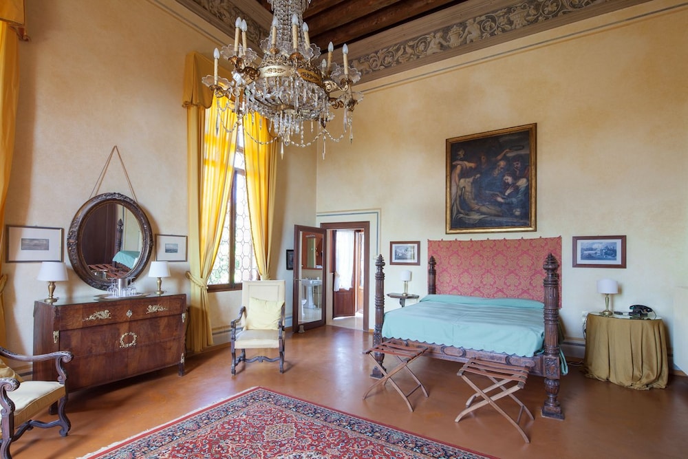 Superior Suite, Terrace, Garden View