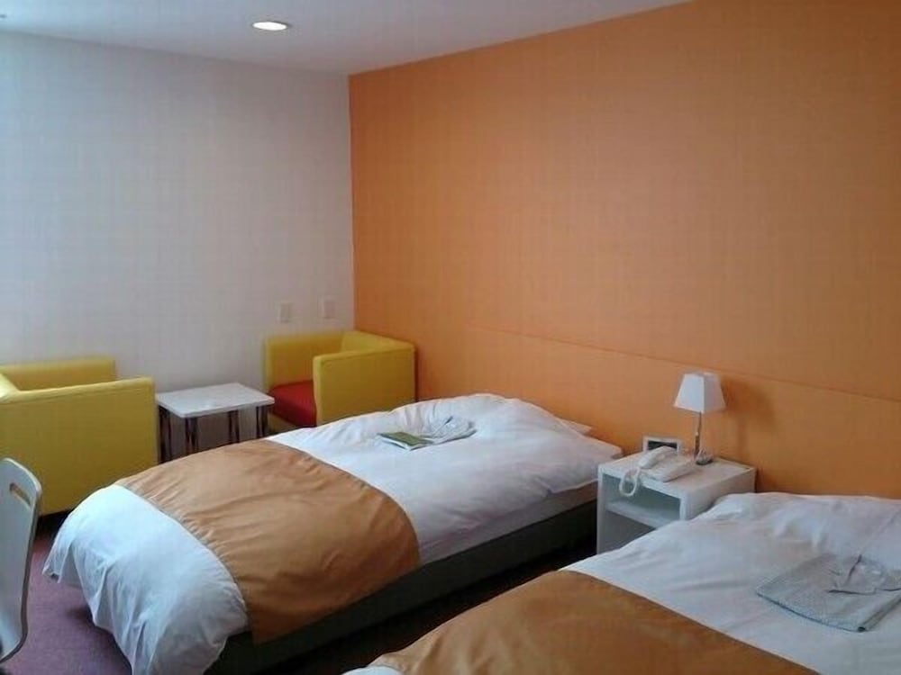 Twin Room, Non Smoking photo 3