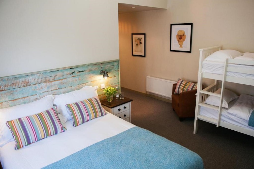Family Double Room photo 2