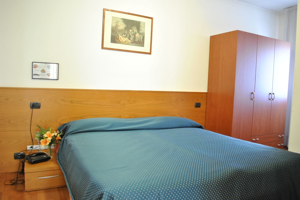 Comfort Twin Room - Photo 3
