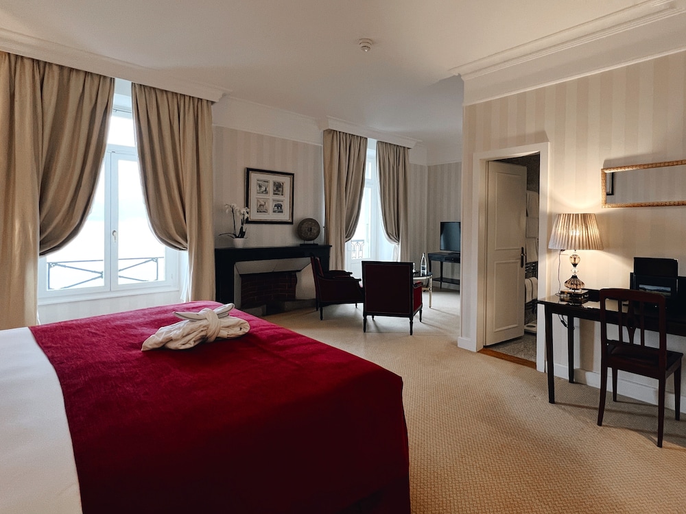 Deluxe Double Room, Lake View photo 2