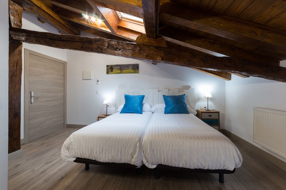 Junior Suite (302)