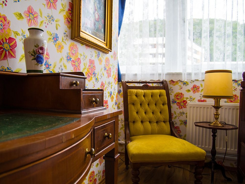 Basic Single Room photo 2
