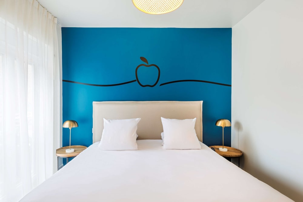 Superior Room, 1 King Bed, Non Smoking - Photo 1