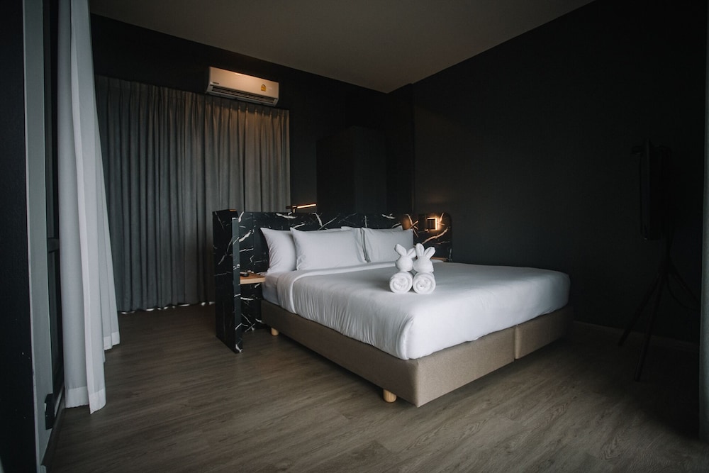 Deluxe Double Room - Photo 1