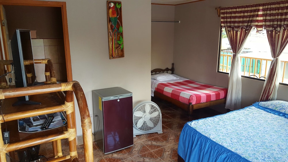 Triple Room, Mountain View photo 1