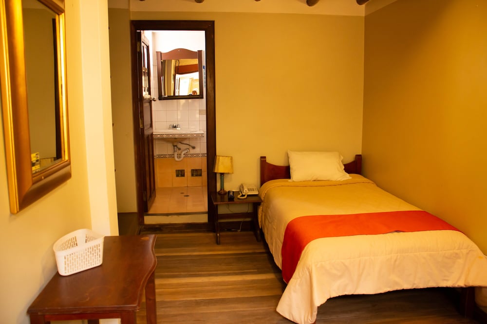 Basic Single Room photo 1