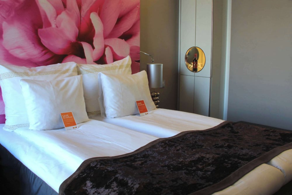 Standard Room, 1 Double Bed, Non Smoking - Photo 1