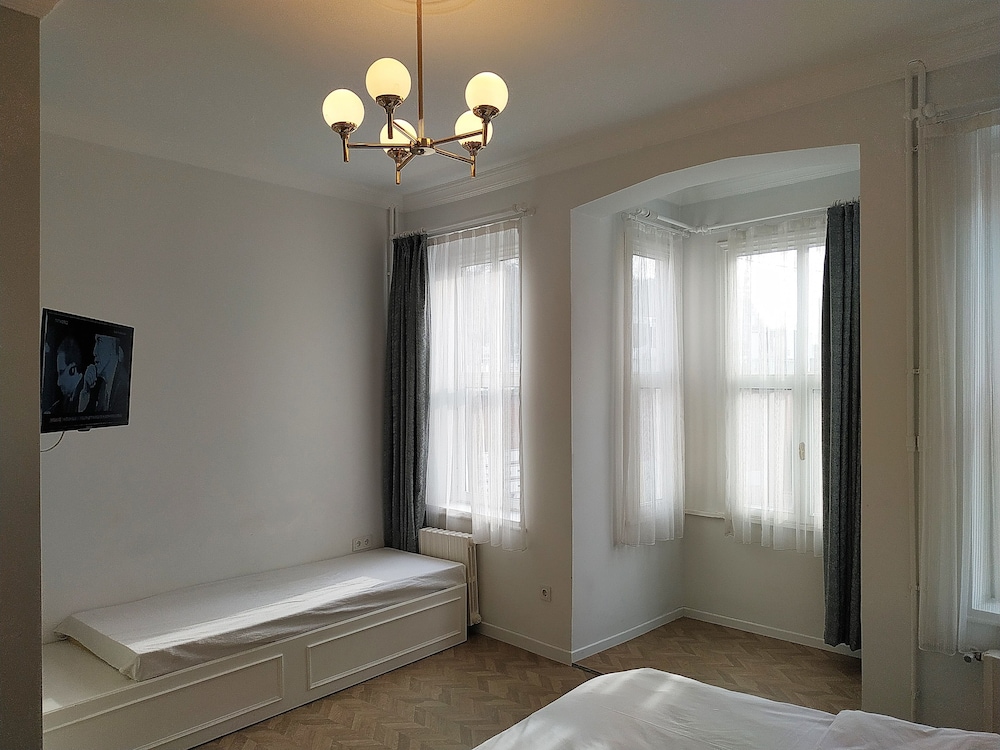 Standard Triple Room photo 2