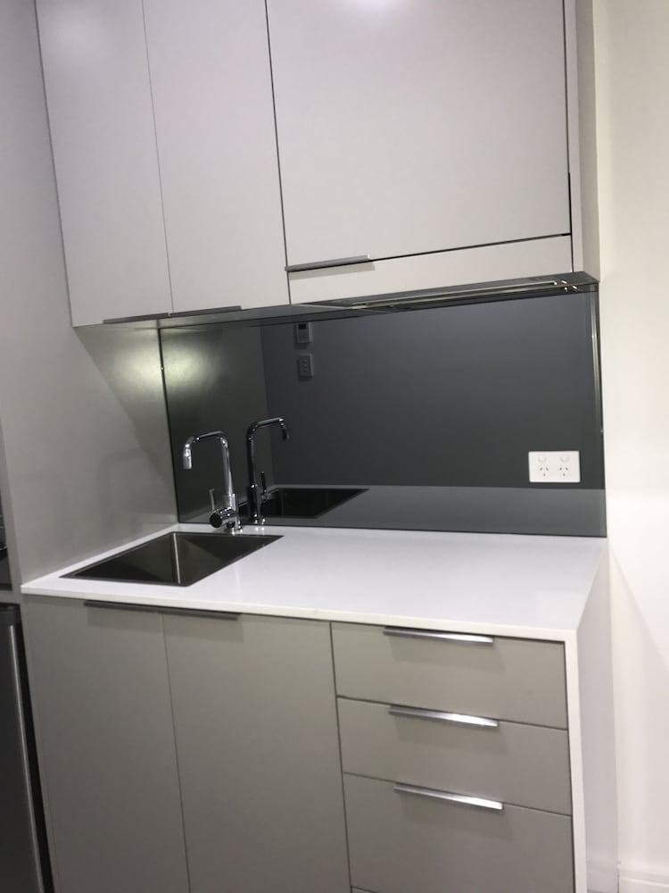 Single Suite + Grab n Go Bites