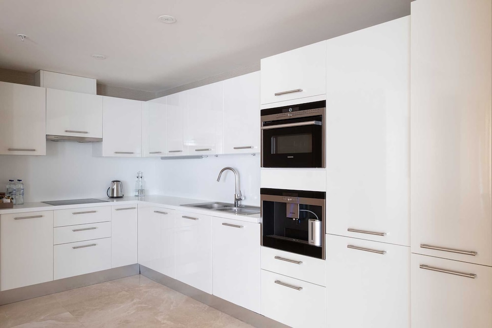 Park Bosphorus Two Bedroom Residence with City View photo 3