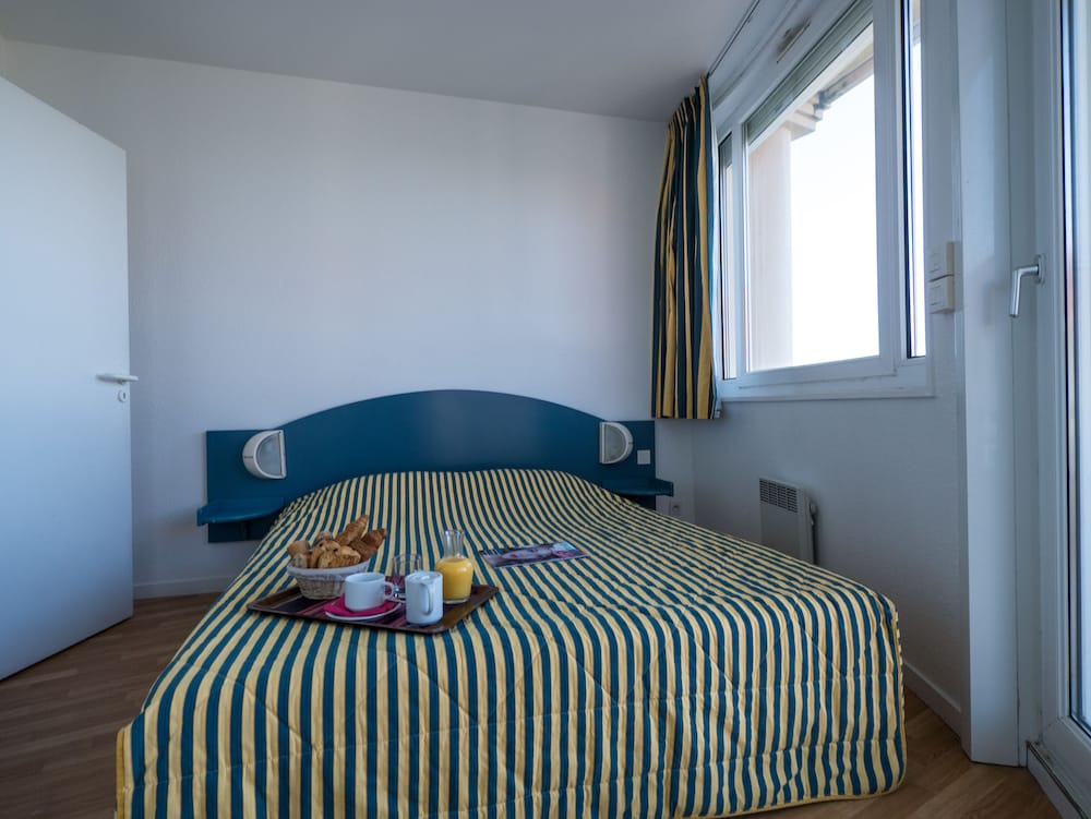 Apartment, 1 Bedroom (4 persons, Sea Side) photo 1