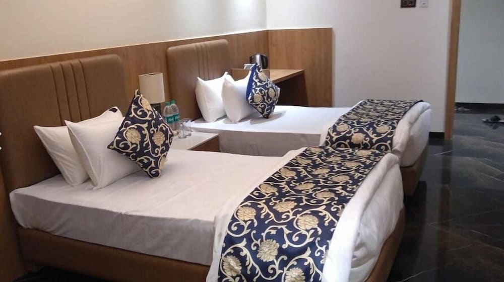 Deluxe Twin Room photo 1
