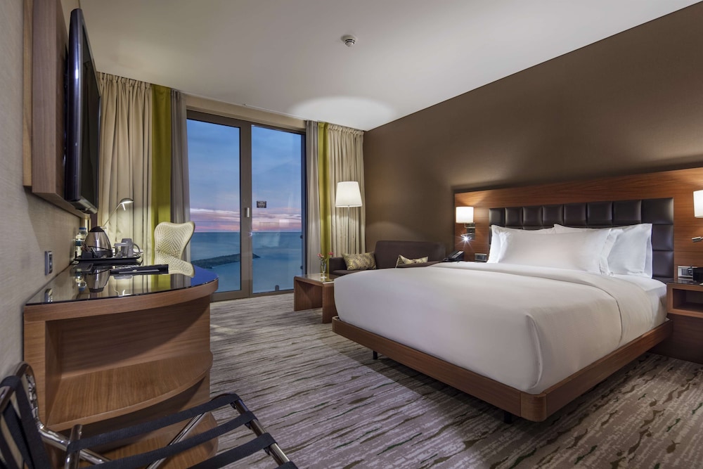 Deluxe Room, 1 King Bed
