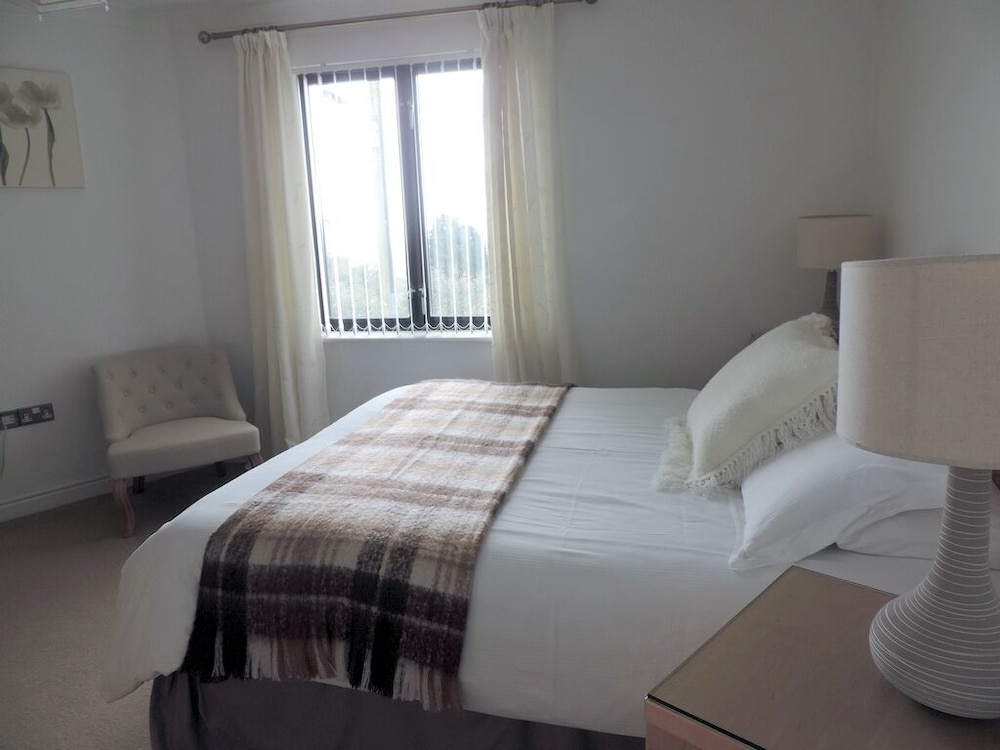 Luxury Apartment, Private Bathroom, Sea View photo 1