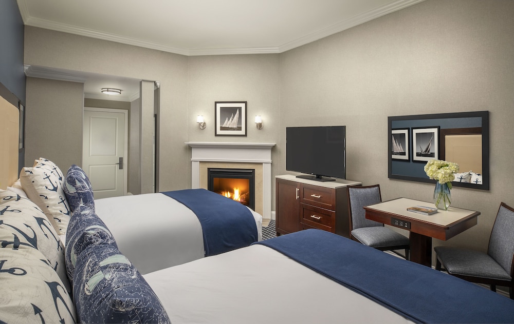 Traditional Room, 2 Queen Beds photo 1