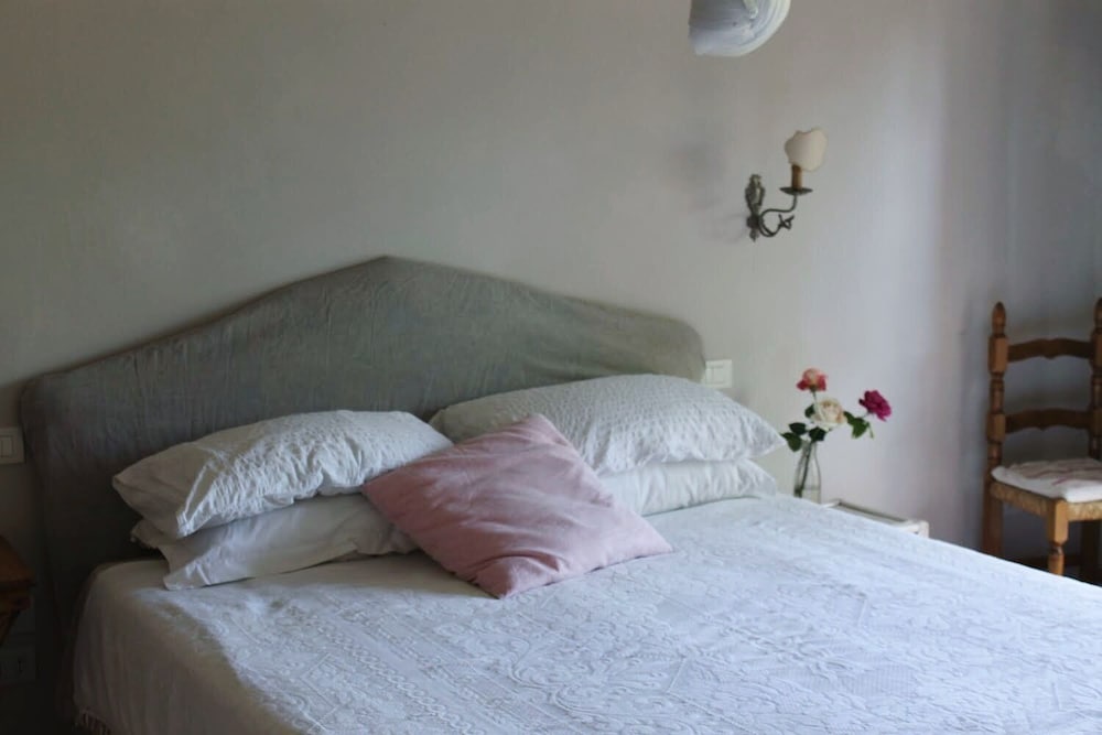 Romantic House, Multiple Beds, Non Smoking, Garden View