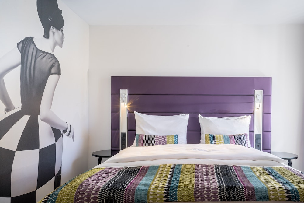 Standard Room, 1 Double Bed, City View - Photo 1