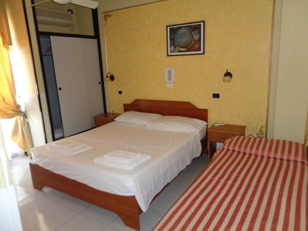 Triple Room photo 3