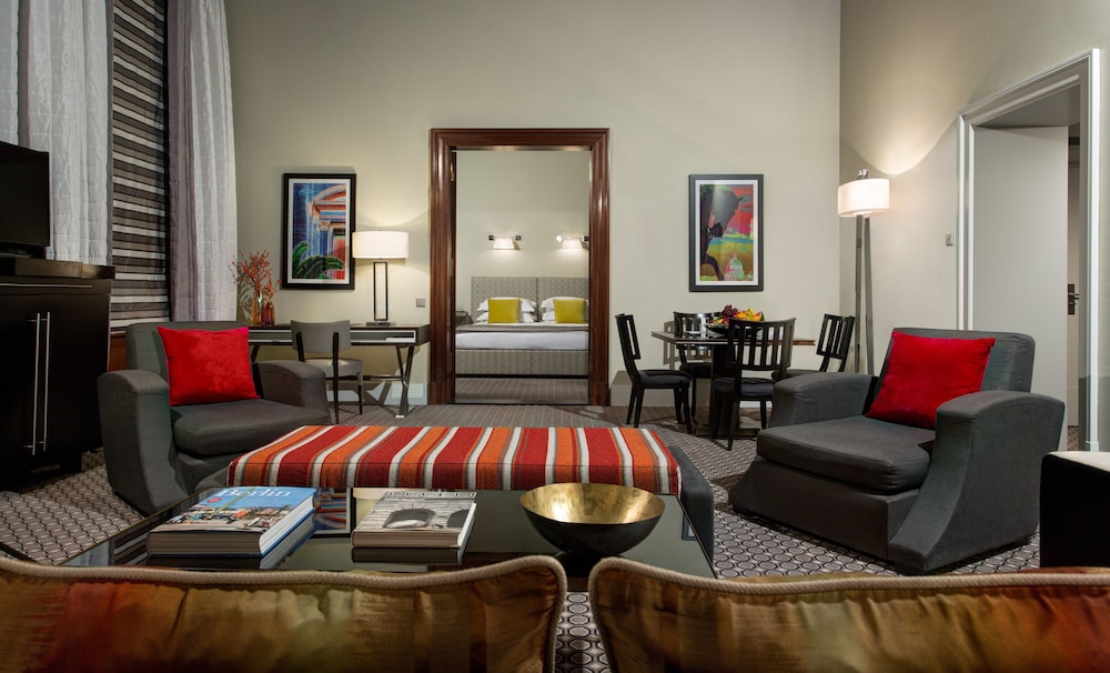 Suite (Humboldt)