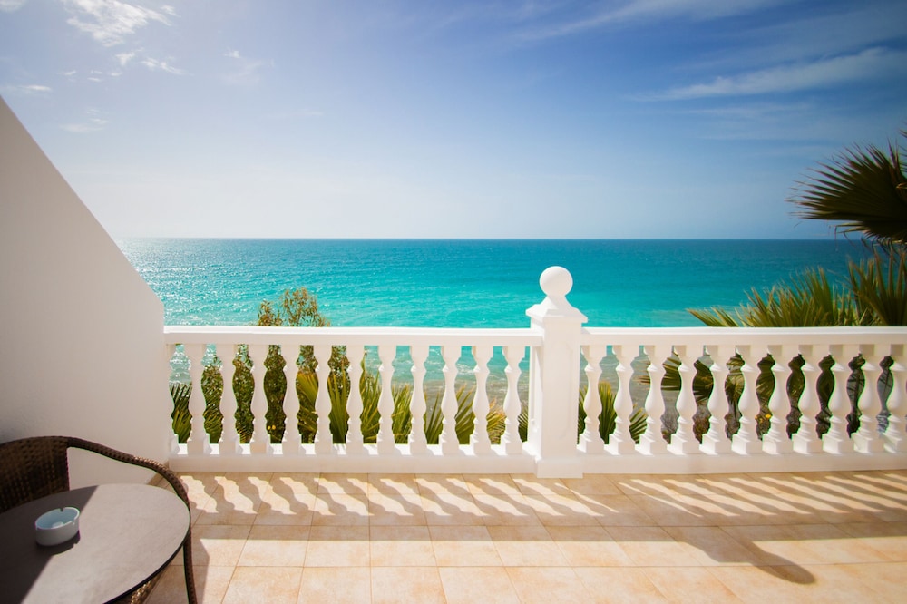 Double Room, Terrace, Sea View (Torre Paradis) photo 2