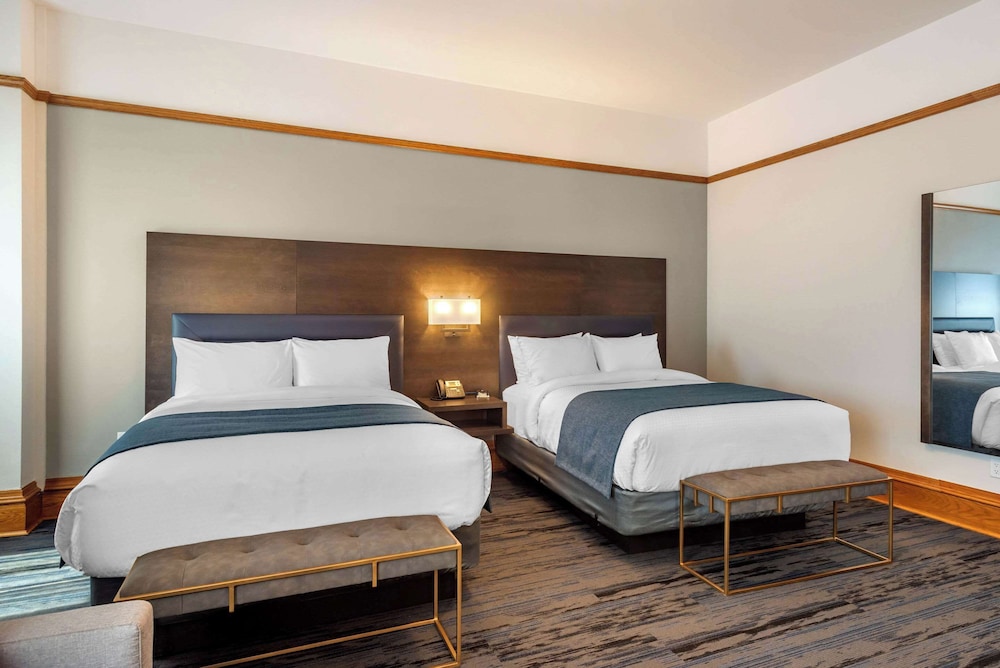 Standard Room, 2 Queen Beds, Non Smoking, Lower Levels photo 1