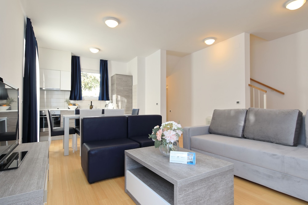 Premium Apartment, 2 Bedrooms, Terrace photo 1