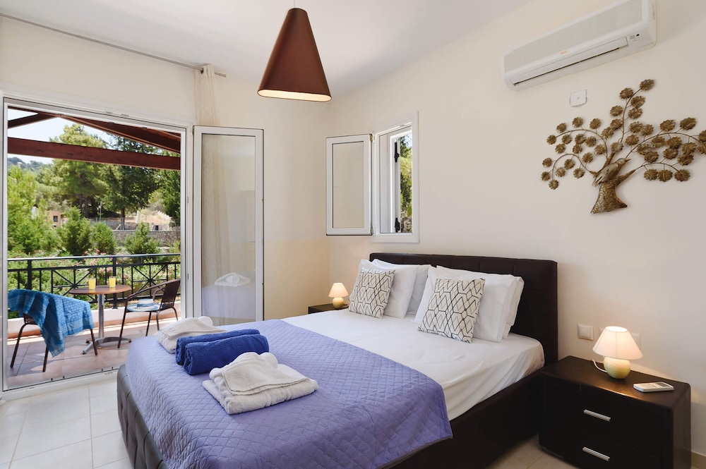 Standard Villa, 3 Bedrooms (for six people)