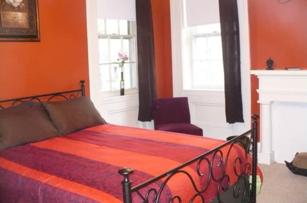 House Suite photo 1