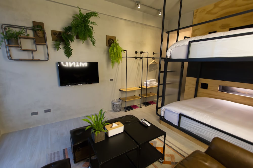 Quadruple Room, 1 Bedroom, Balcony photo 3