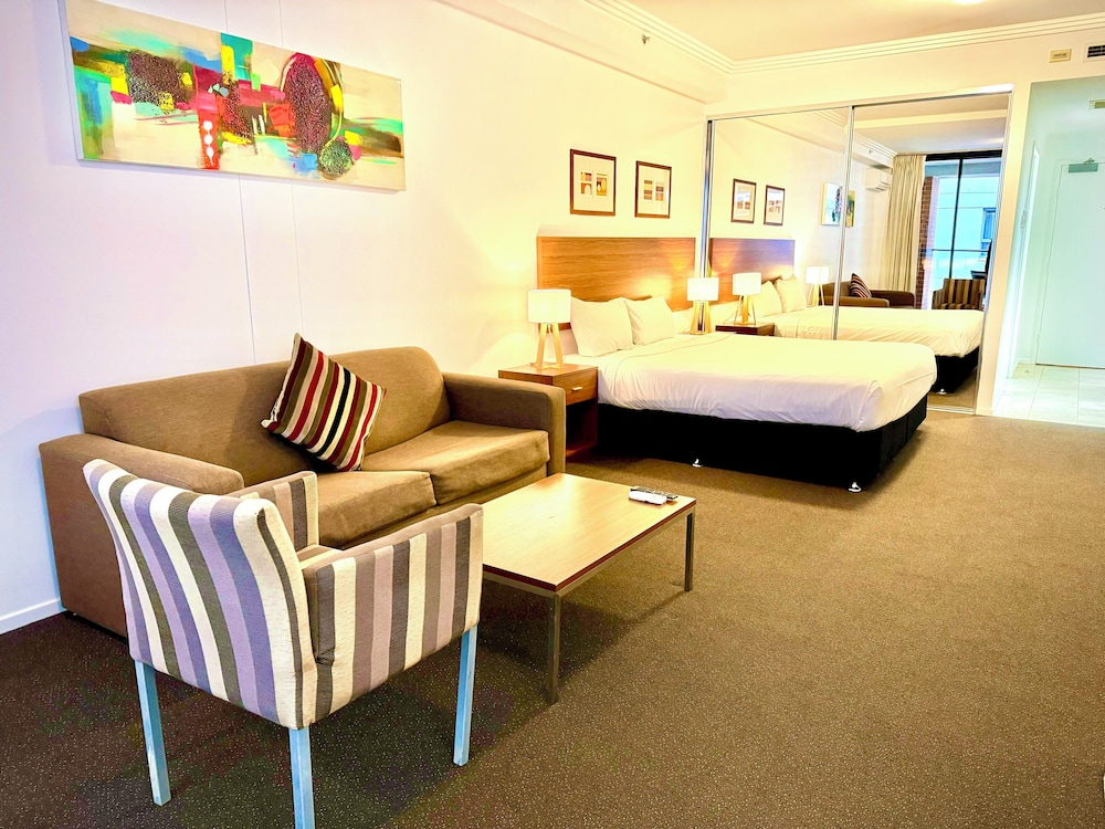 Deluxe Executive Studio Apartment (Limited HK) - Photo 4