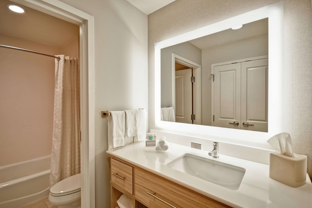 Suite, 1 Bedroom, 2 Queen Beds - Photo 4