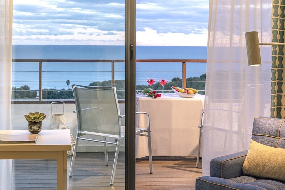 Superior Room, Terrace, Sea View (Mediterrani 1 pax)