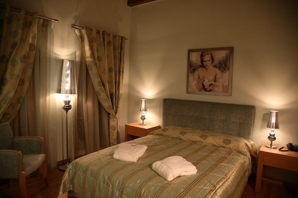 Luxury Room photo 3