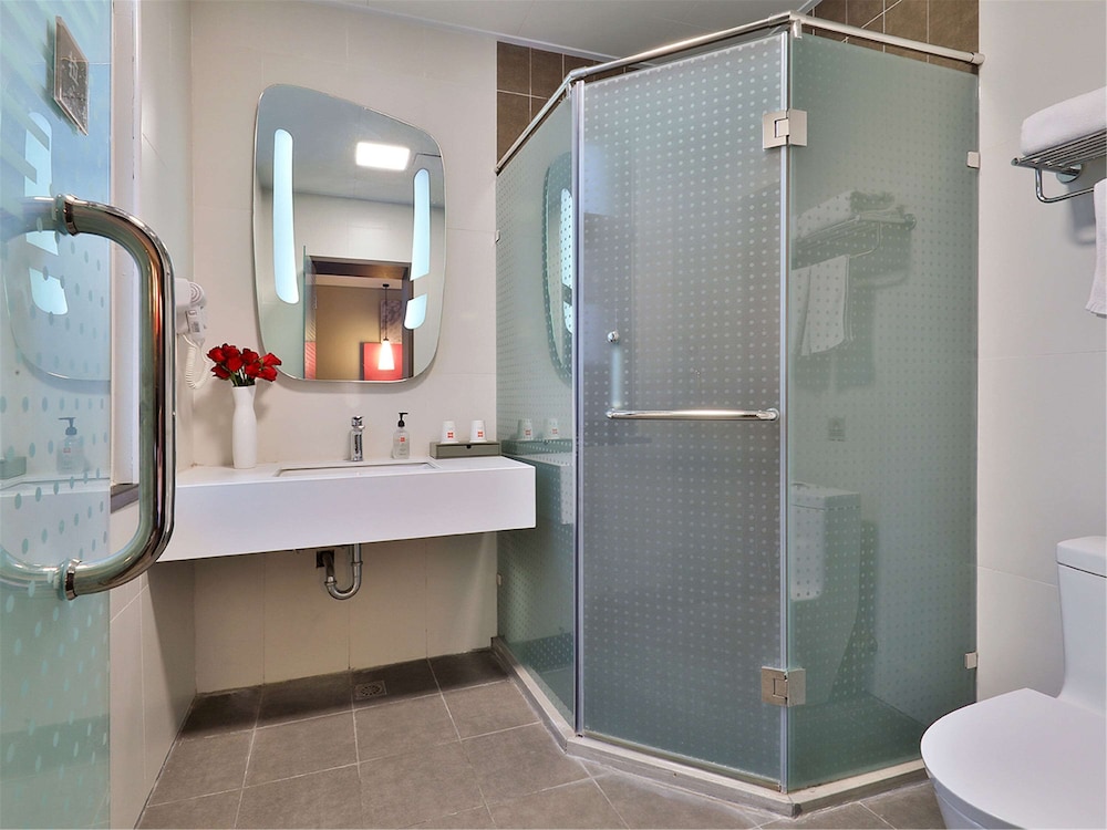 Deluxe Double Room, 1 Double Bed photo 2