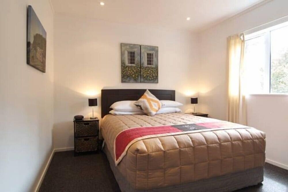 Romantic Villa, 3 Bedrooms, Garden View photo 1