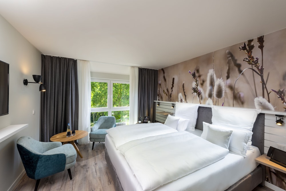 Classic Room, 1 King Bed, Non Smoking, Air conditioning photo 2
