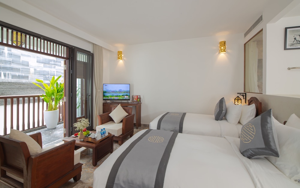 Deluxe Room, Garden View photo 2