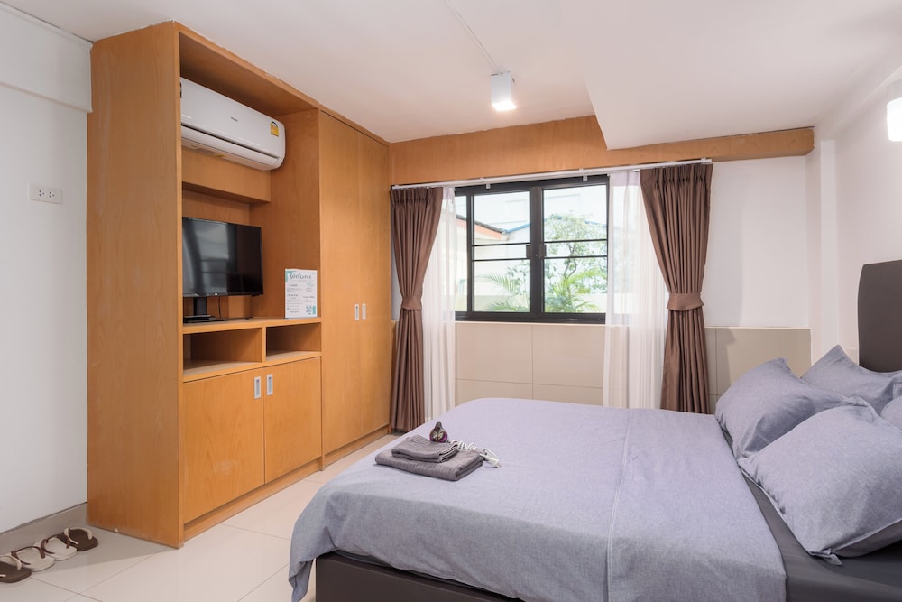 Superior Room, City View photo 2