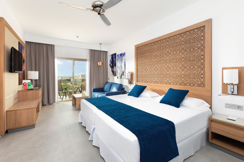 Standard Double Room, Balcony (Sofa Bed)