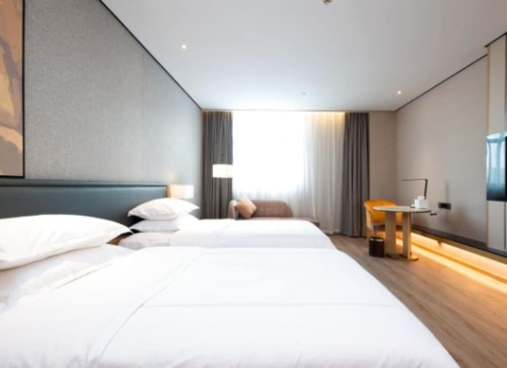 Deluxe Twin Room photo 2