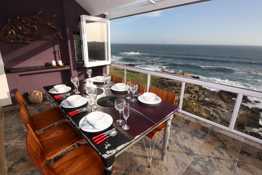 Apartment, 3 Bedrooms, Kitchen, Ocean View photo 3
