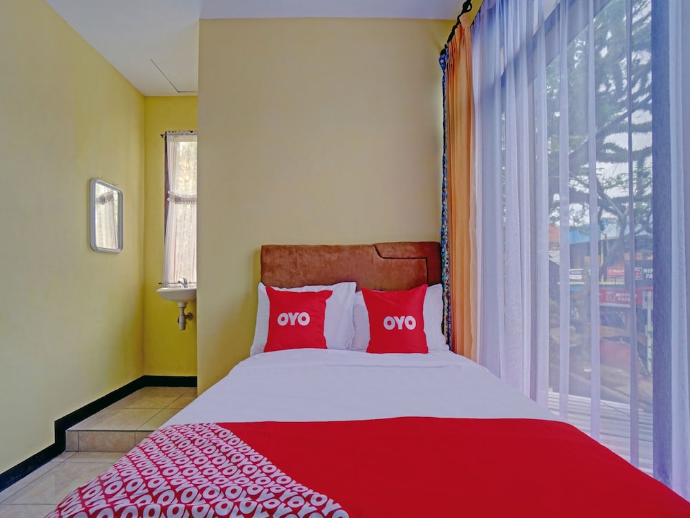 Standard Double Room - Photo 8