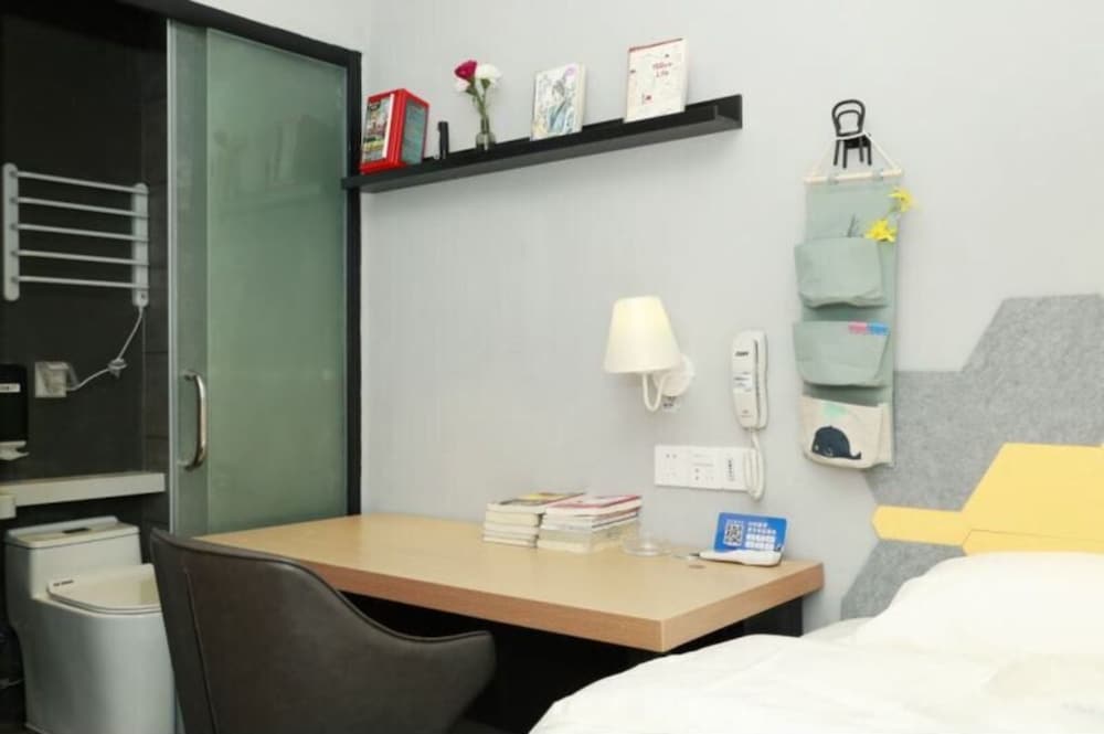 Economy Single Room