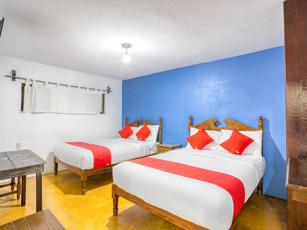 Standard Room, Multiple Beds photo 2