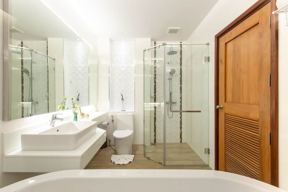 Executive Deluxe Room - Photo 10